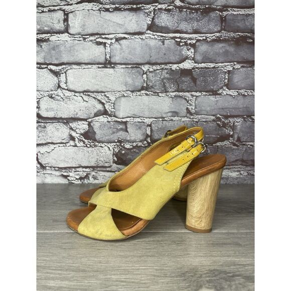 Latitude Femme Yellow Suede Criss Cross Sandals Wood Heel Sandals Women 36.5EU/6 - Picture 1 of 16